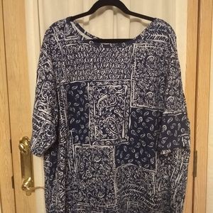 Women's Plus Size T-shirt